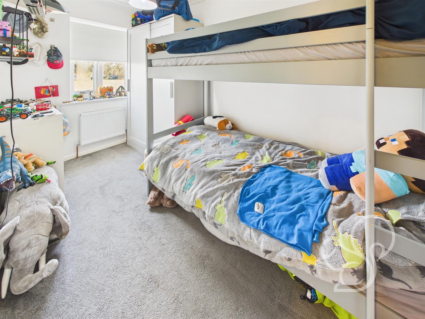 Second bedroom